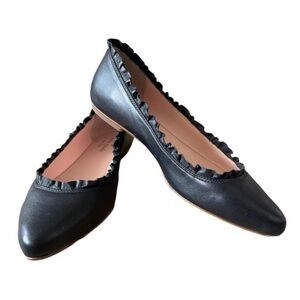 Kate Spade Nicole Leather Pointed Toe
Ruffled Ballet Flats Size: 7.5